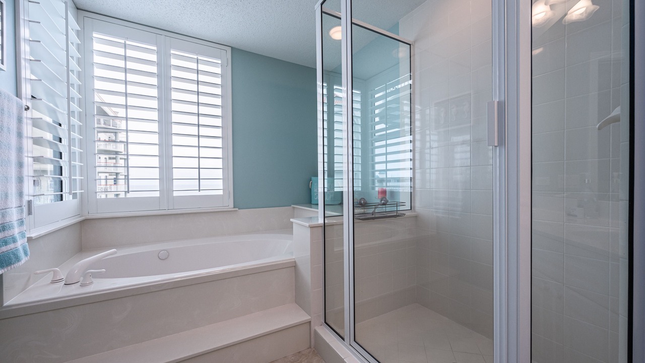 Photo of Bathroom in Navarre Beach