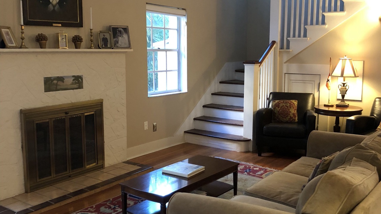 Photo of Livingroom in Davis Islands
