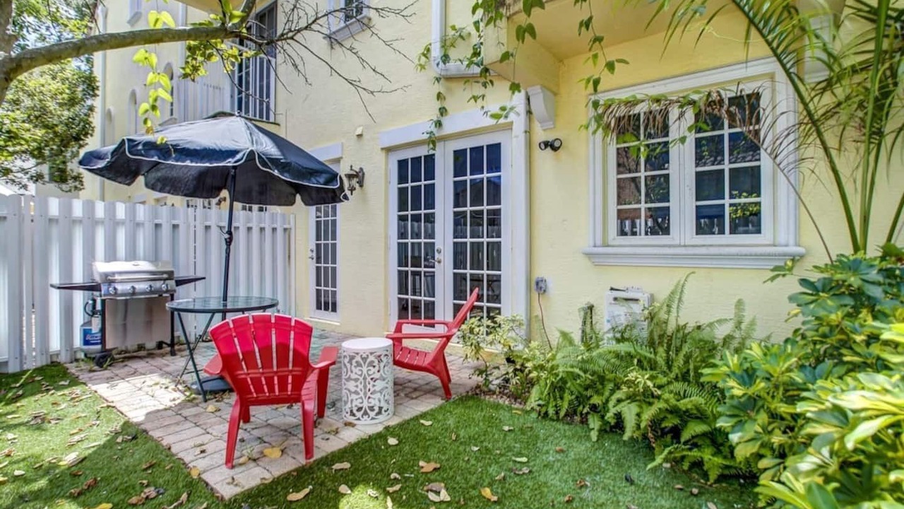 Photo of Outdoor in Colee Hammock