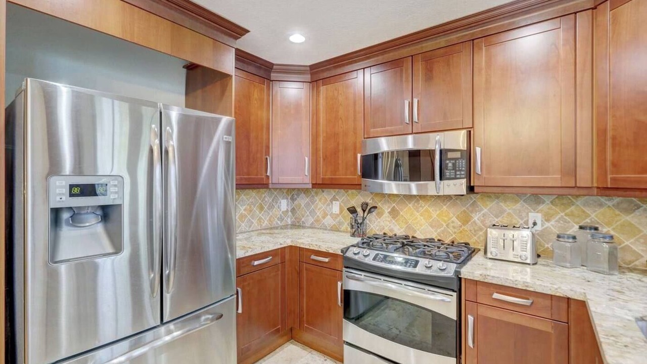 Photo of Kitchen in Colee Hammock