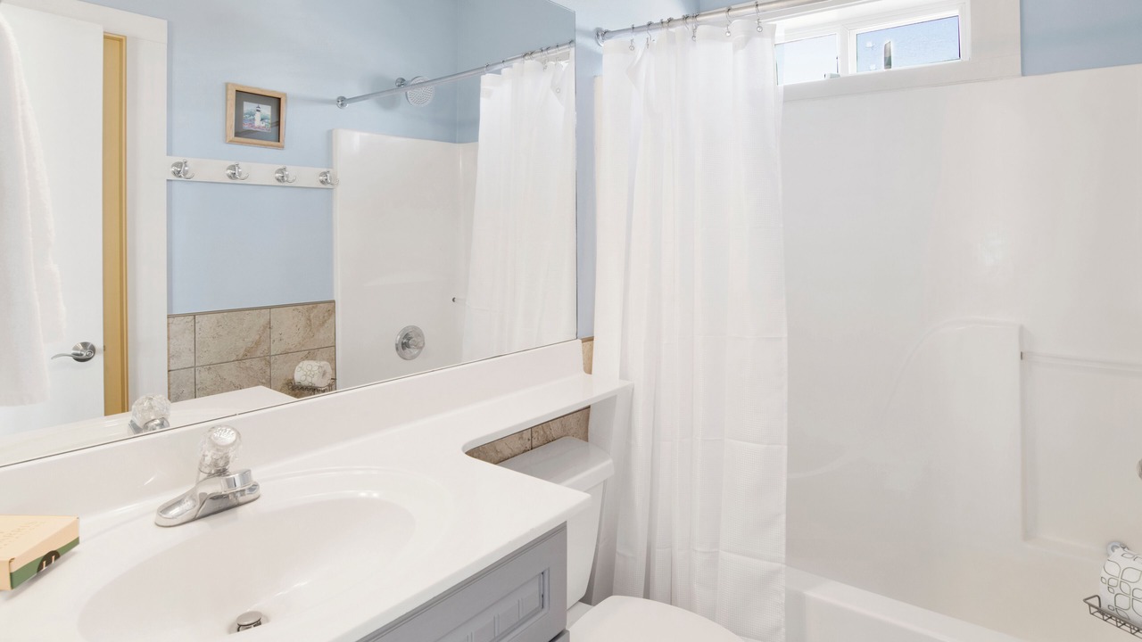 Photo of Bathroom in Surf Side Shores