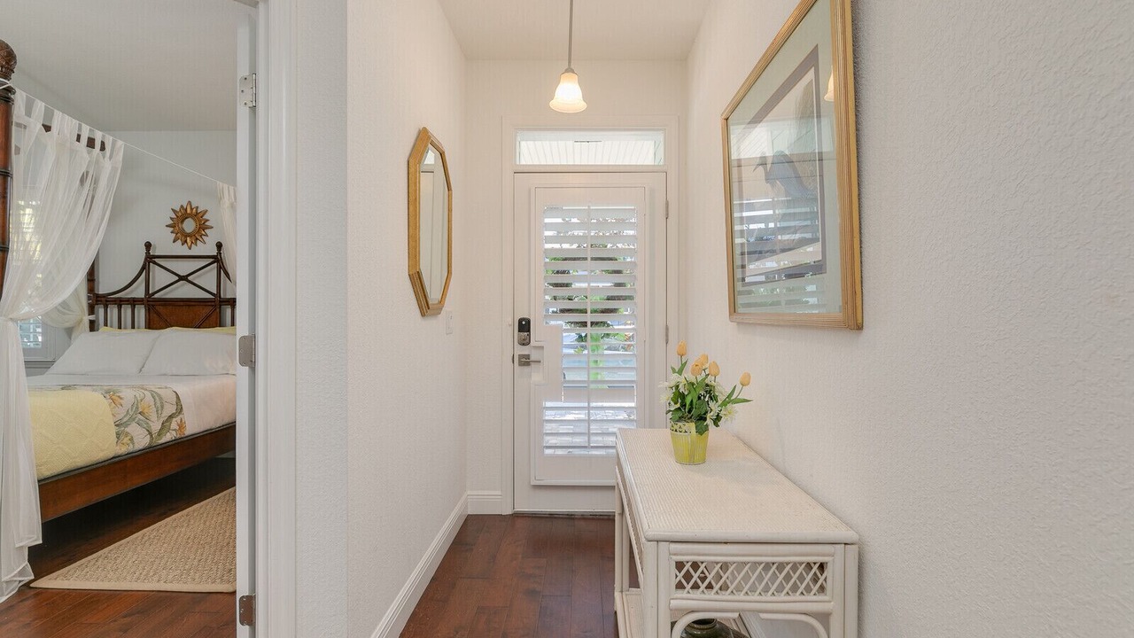 Photo of Bedroom in Historic Downtown Melbourne