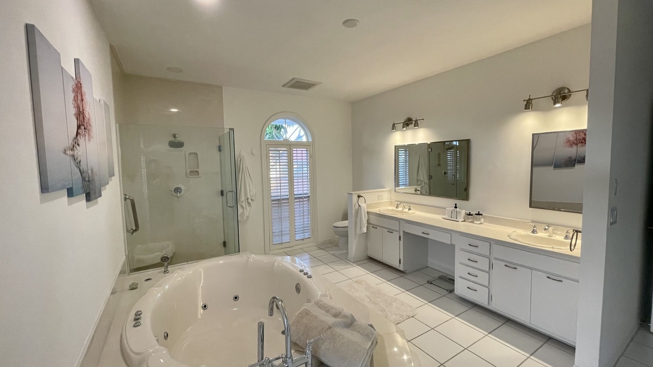 Photo of Bathroom in Bonita Springs