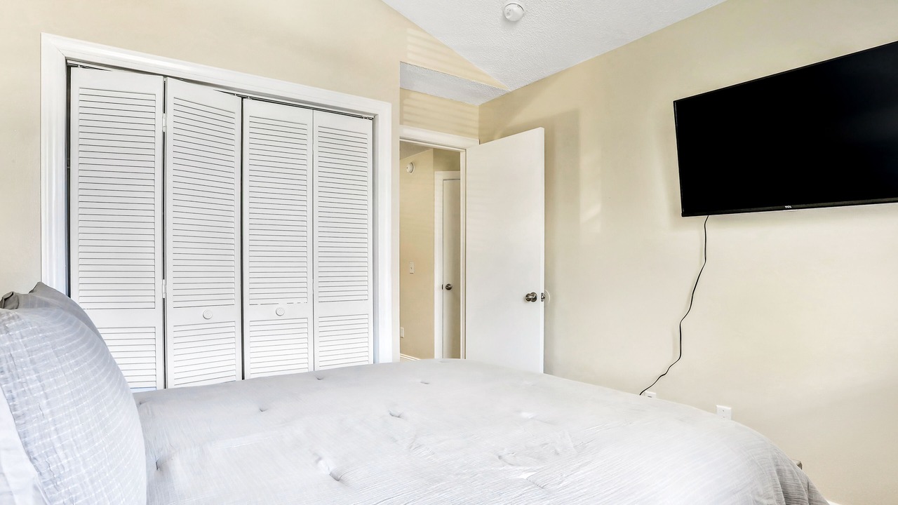 Photo of Bedroom in Lindfields