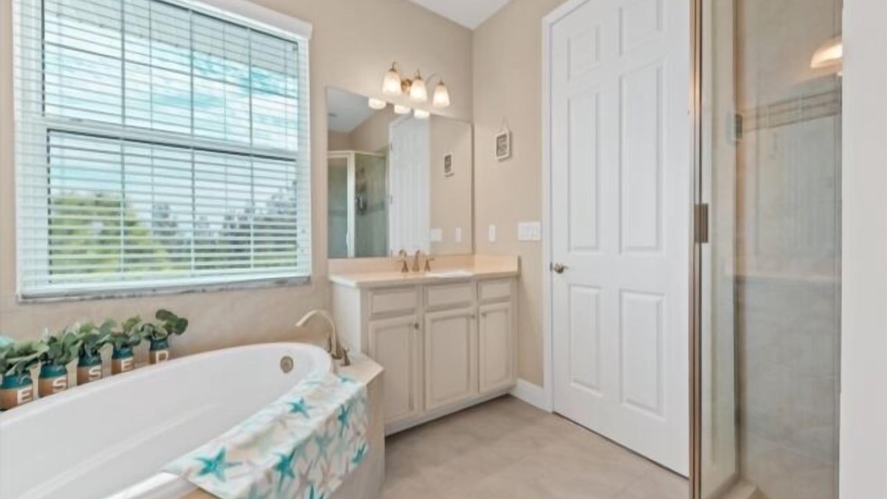 Photo of Bathroom in Cape Haze