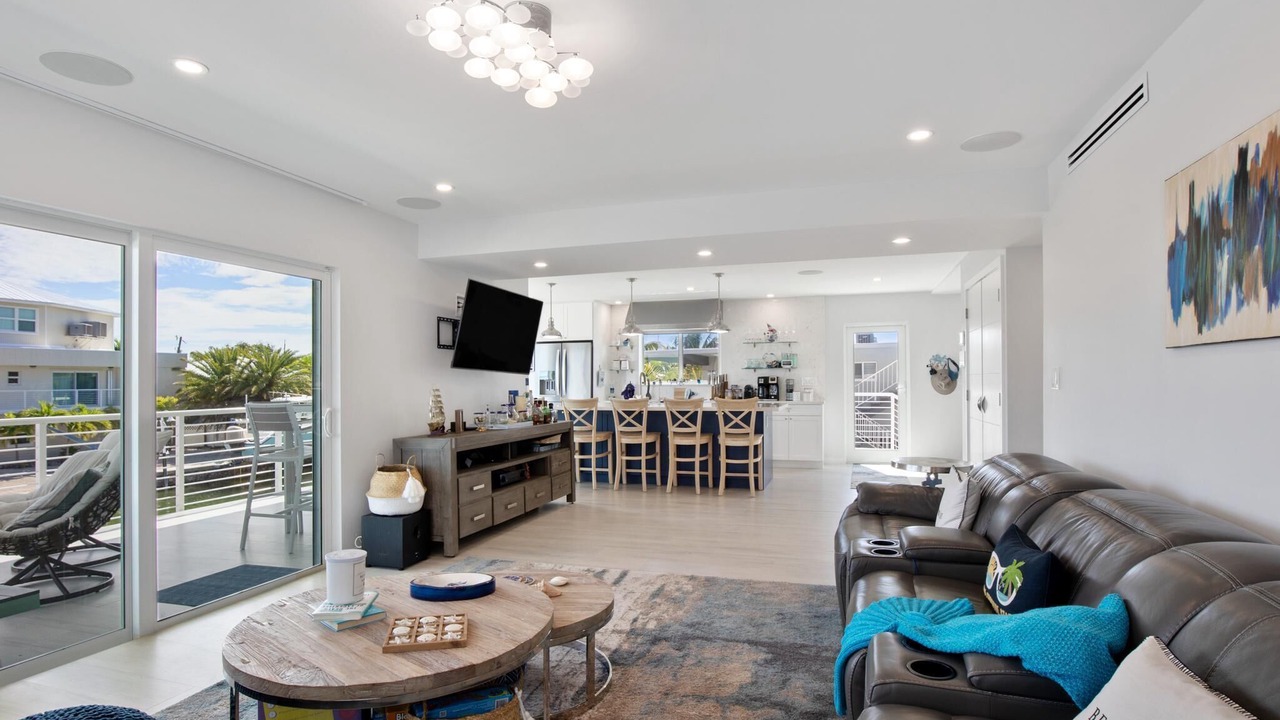 Photo of Livingroom in Indian Waterways