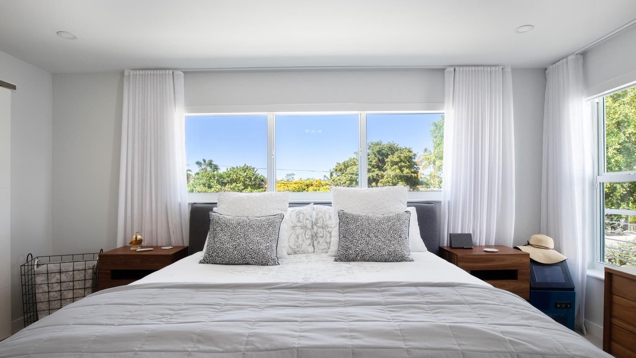 Photo of Bedroom in Indian Waterways