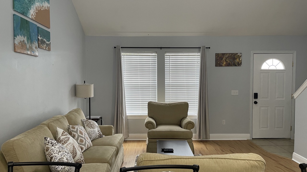 Photo of Livingroom in Tallahassee