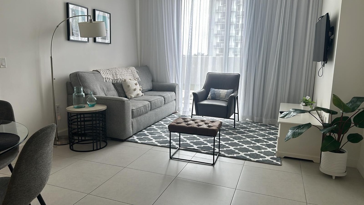 Photo of Livingroom in Doral