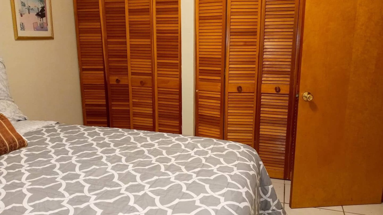 Photo of Bedroom in Tamiami