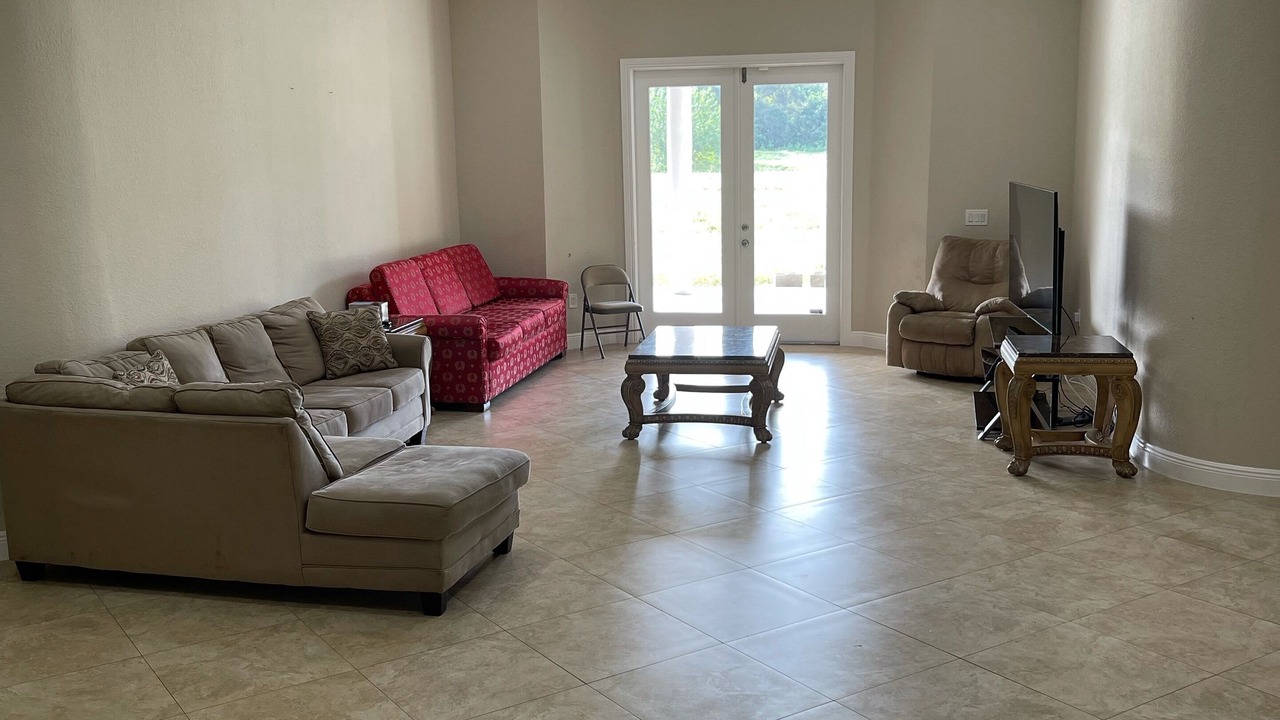 Photo of Livingroom in Loxahatchee Groves