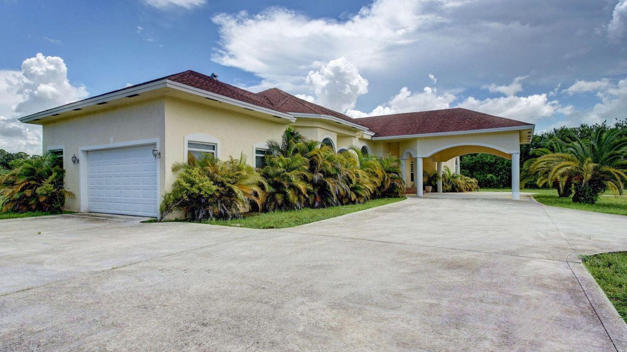 Photo of Outdoor in Loxahatchee Groves