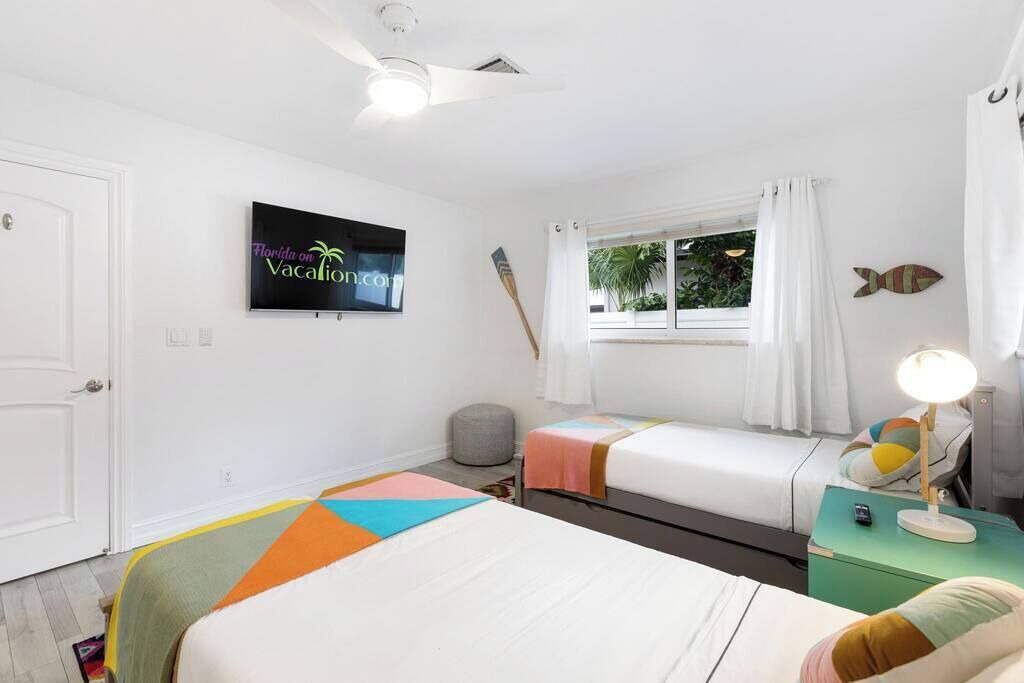 Photo of Bedroom in Santa Barbara Estates