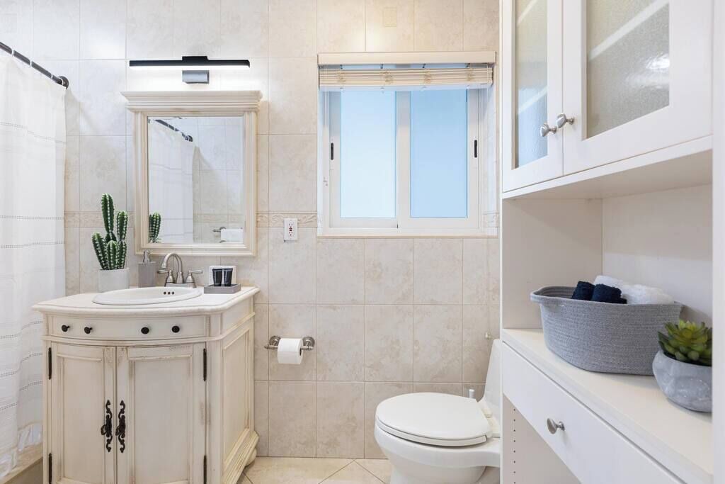 Photo of Bathroom in Santa Barbara Estates