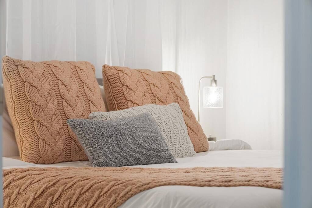 Photo of Bedroom in Santa Barbara Estates