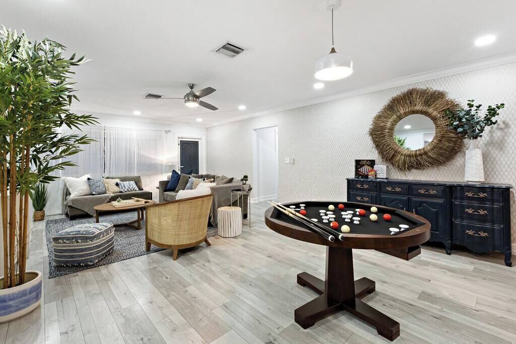 Photo of Bedroom in Santa Barbara Estates