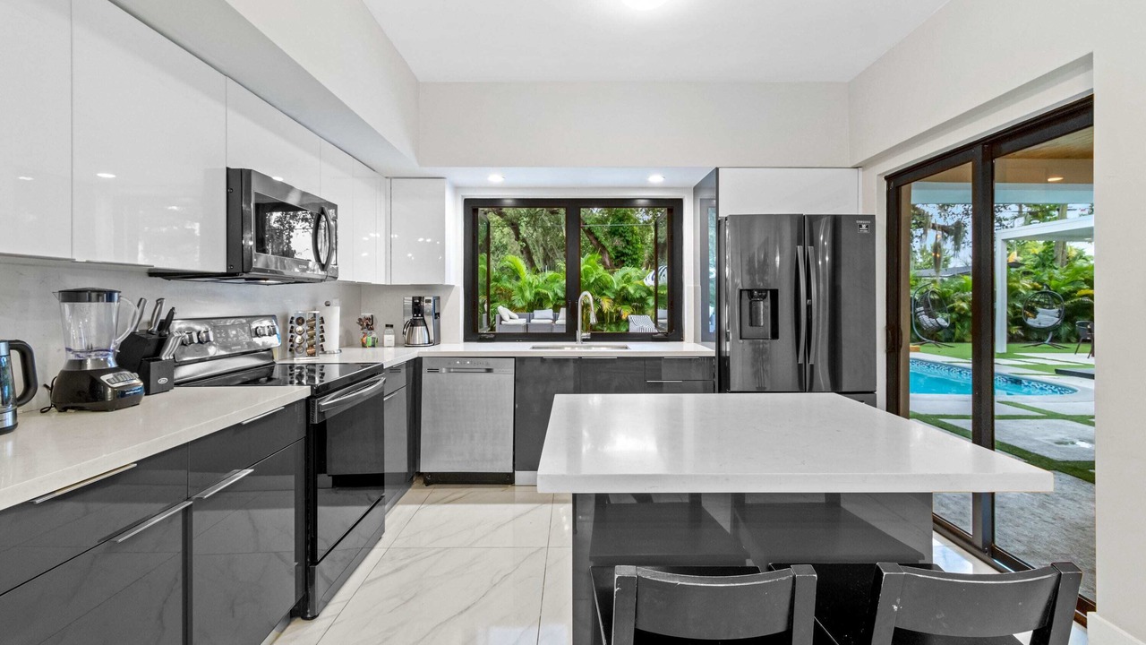 Photo of Kitchen in Golden Glades