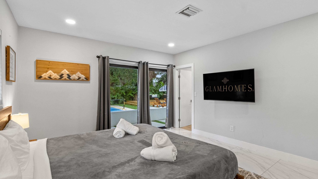 Photo of Bedroom in Golden Glades