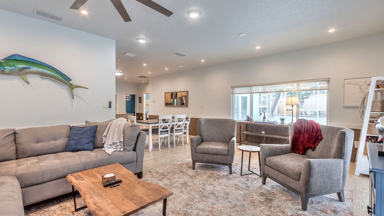 Photo of Livingroom in Harbor Oaks
