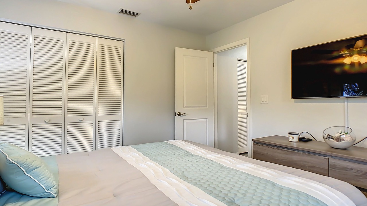 Photo of Bedroom in Kings Lake