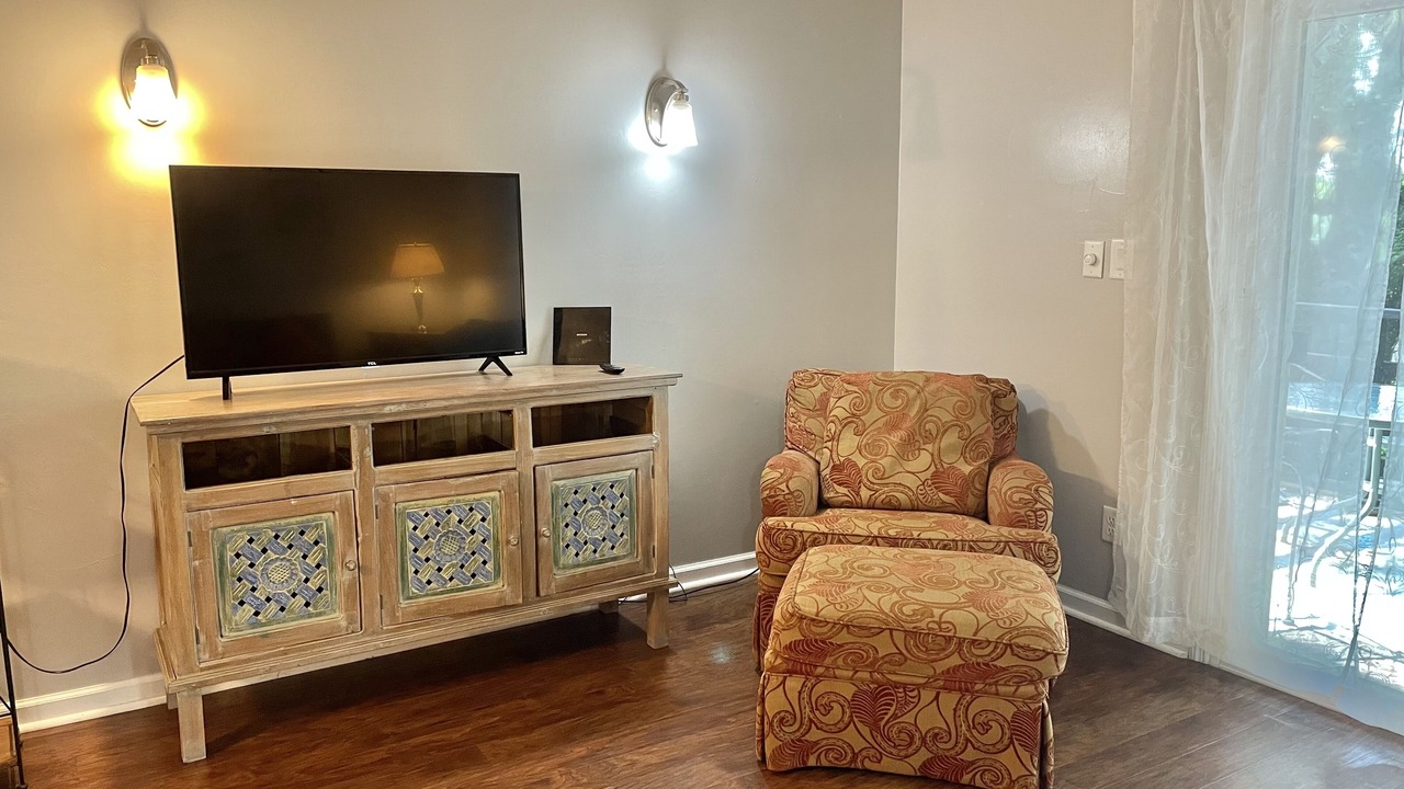 Photo of Livingroom in Tallahassee