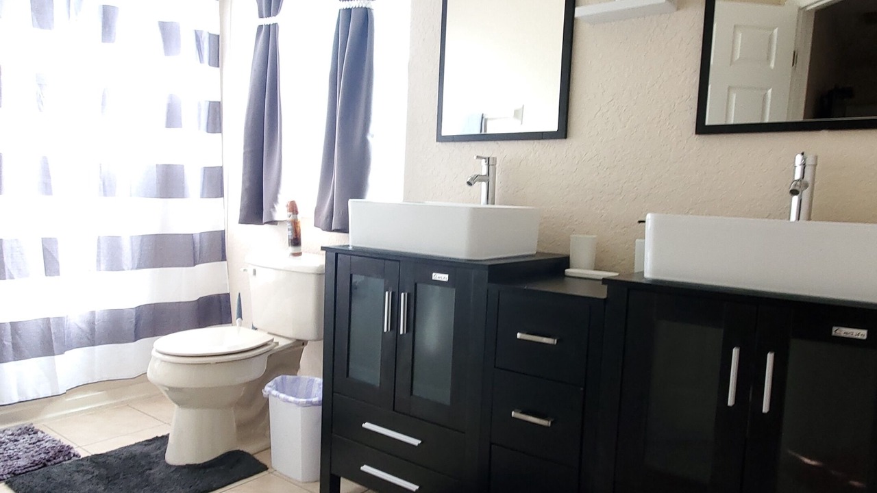 Photo of Bathroom in Davenport