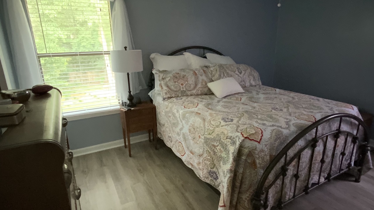 Photo of Bedroom in Tallahassee