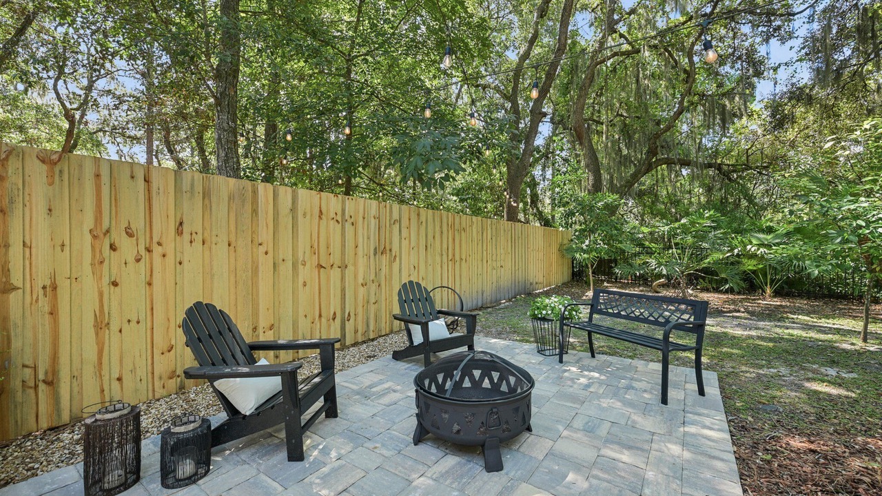 Photo of Patio Balcony in Mandarin