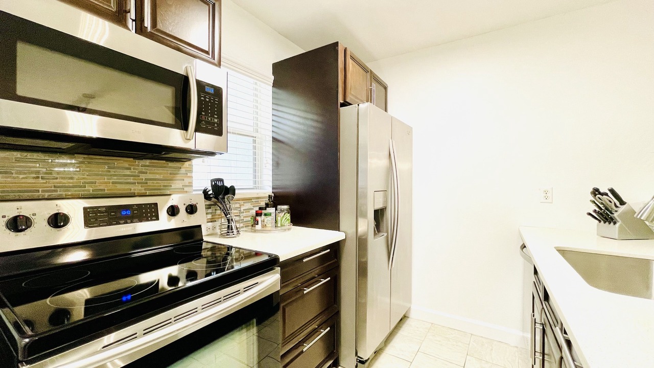 Photo of Kitchen in Lauderdale-by-the-Sea