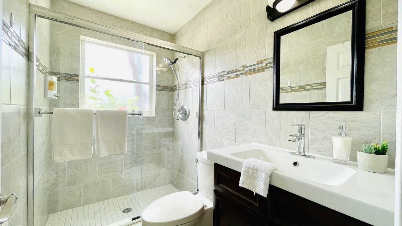 Photo of Bathroom in Lauderdale-by-the-Sea