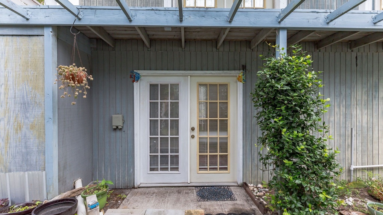 Photo of Outdoor in Eastpoint