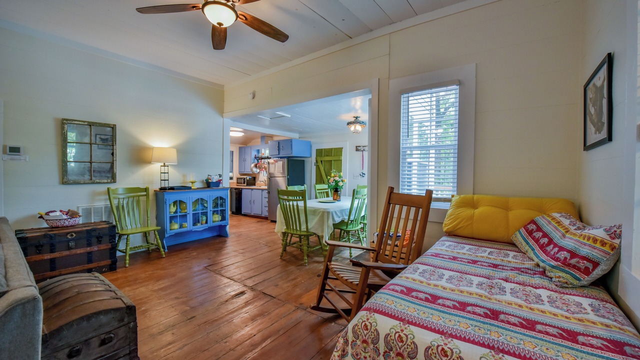 Photo of Bedroom in Northport