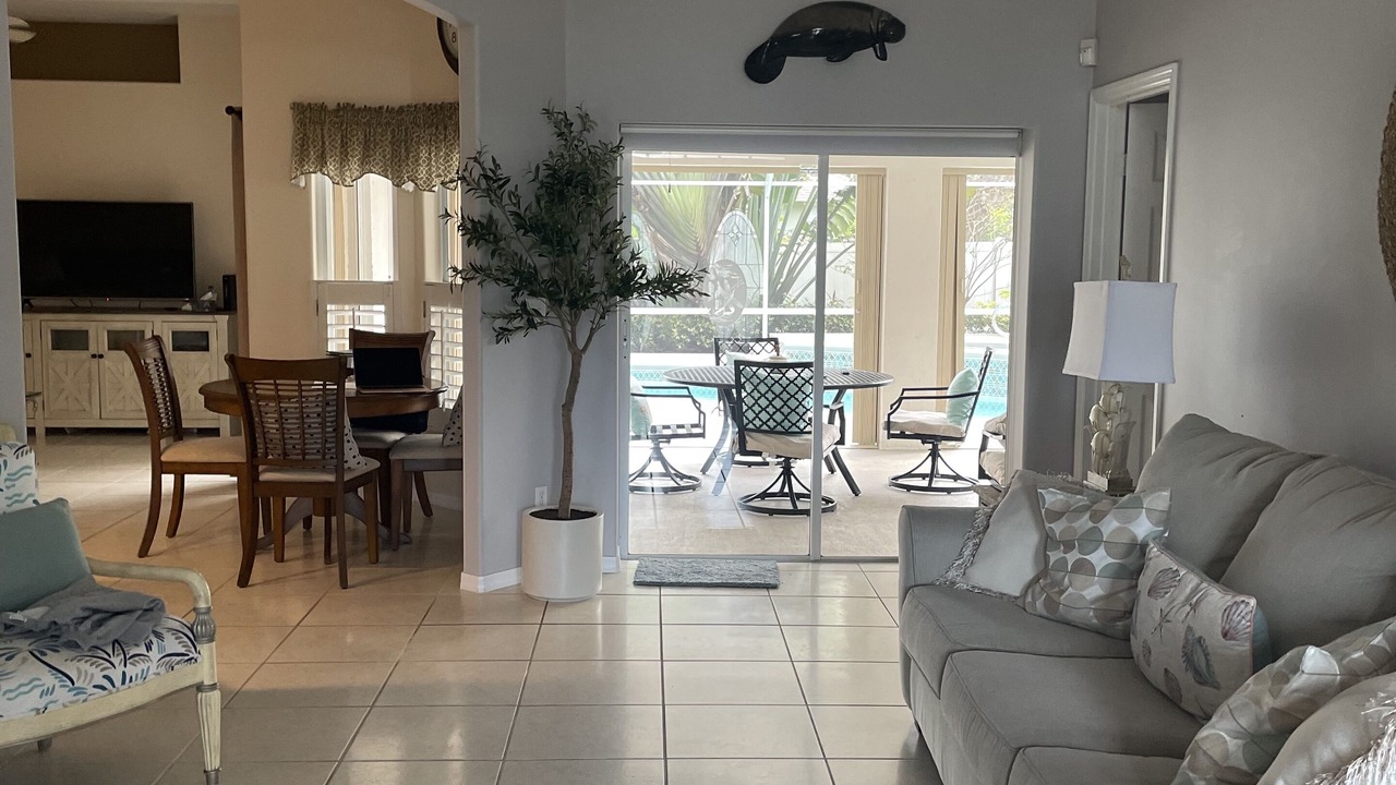 Photo of Livingroom in Sebastian Highlands