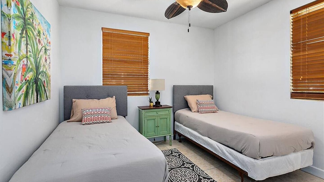 Photo of Bedroom in Lakeshore South