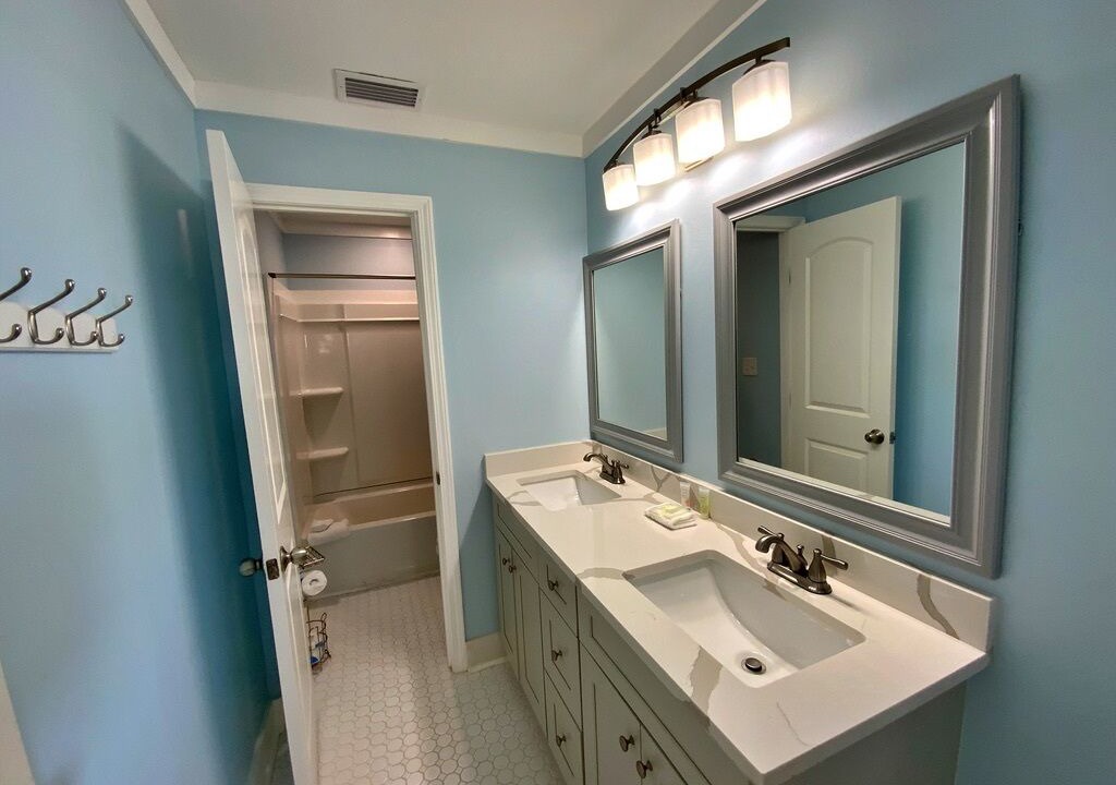 Photo of Bathroom in Southpointe