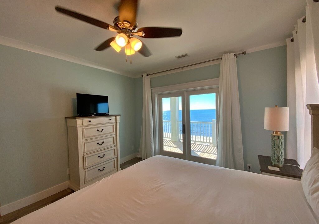 Photo of Bedroom in Surf Side Shores