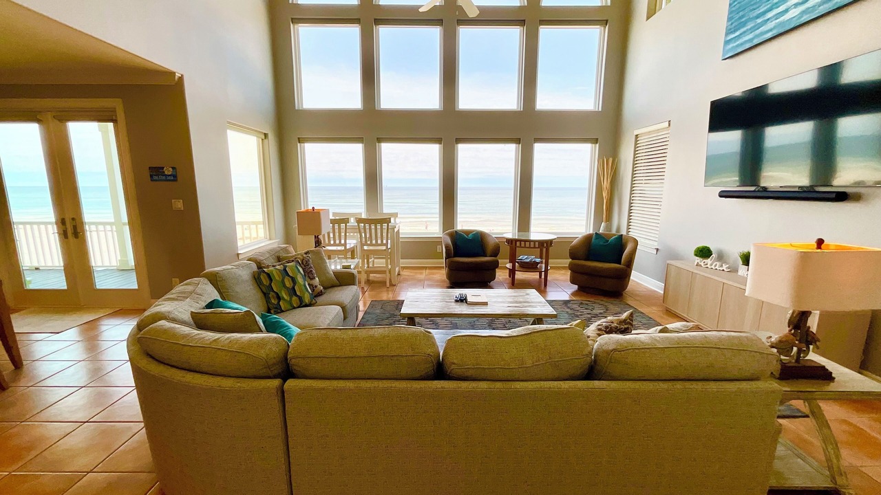Photo of Livingroom in Surf Side Shores