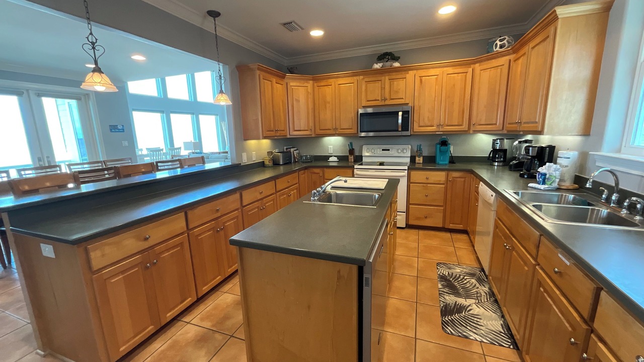 Photo of Kitchen in Surf Side Shores