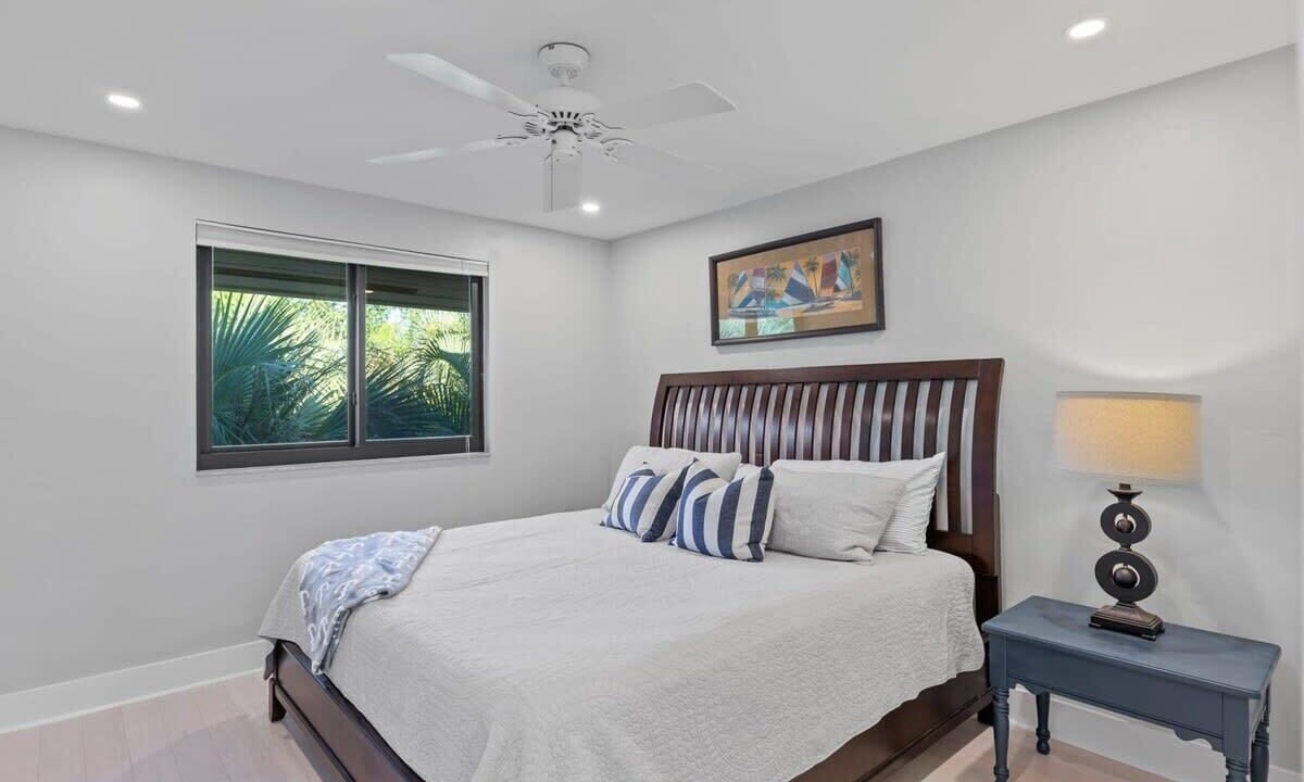 Photo of Bedroom in The Dunes