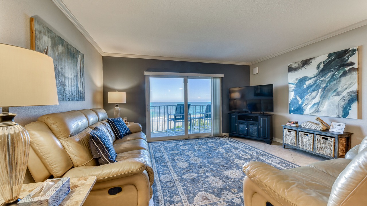 Photo of Livingroom in Indialantic