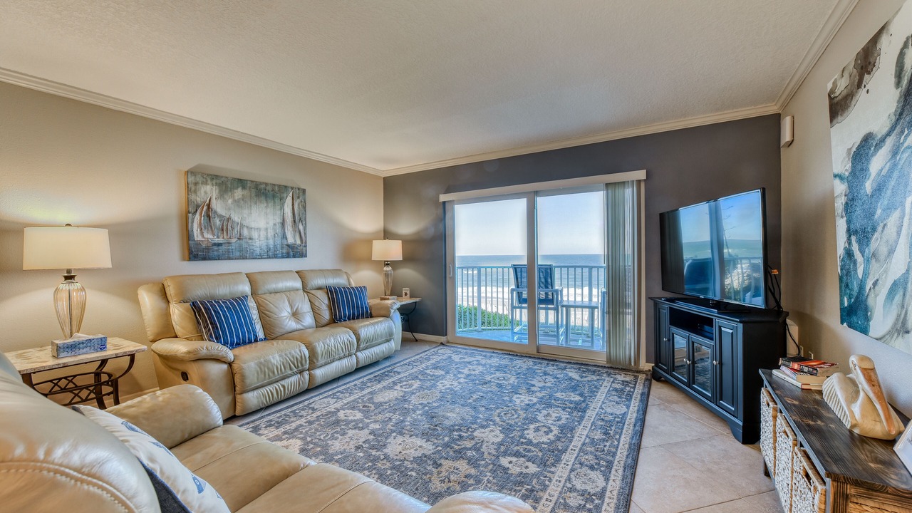 Photo of Livingroom in Indialantic