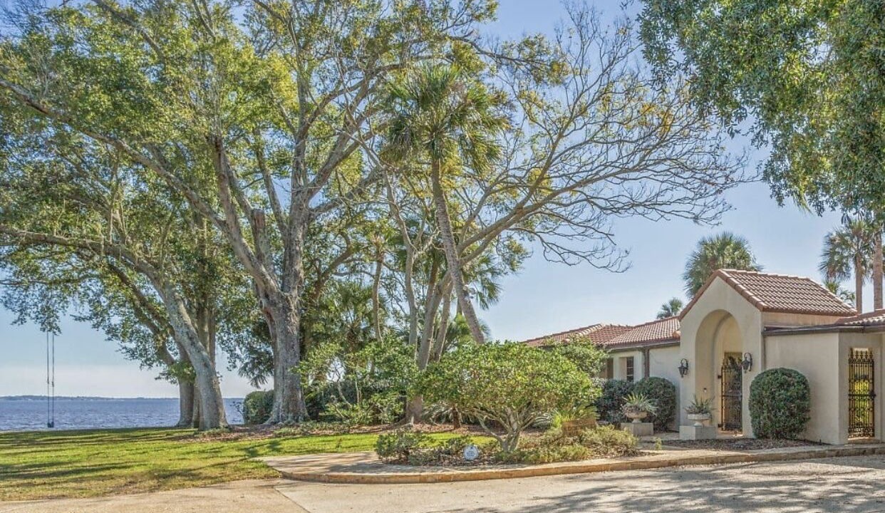 Photo of Outdoor in Avondale