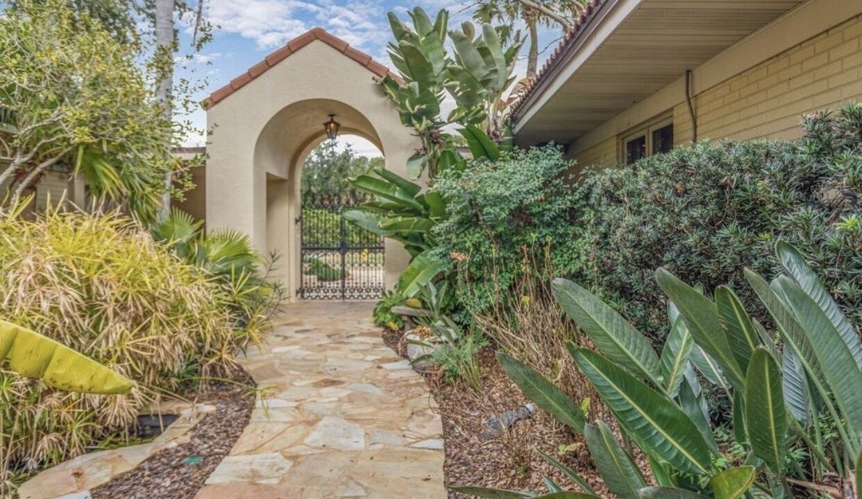 Photo of Outdoor in Avondale