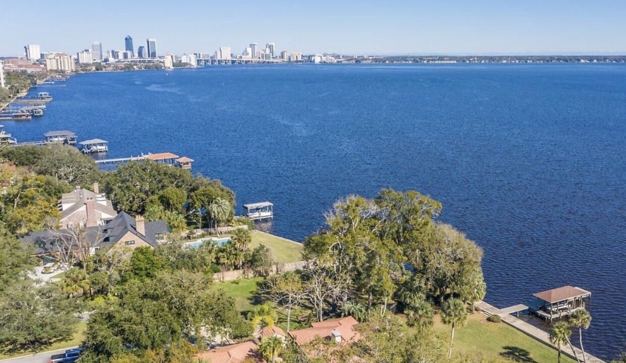 Photo of Outdoor in Avondale