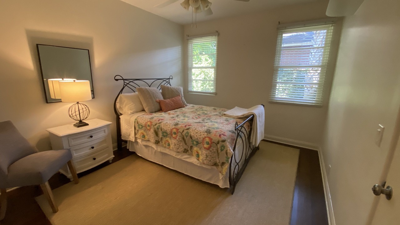 Photo of Bedroom in Avondale