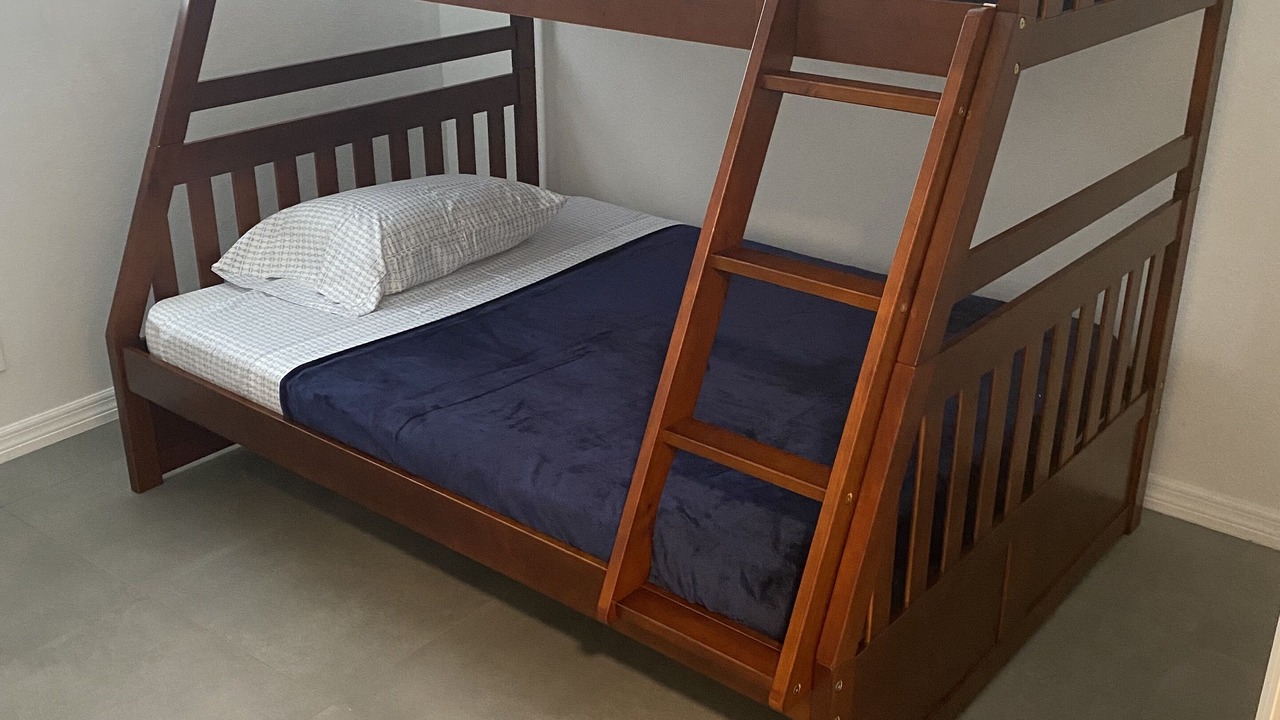 Photo of Bedroom in North Lauderdale