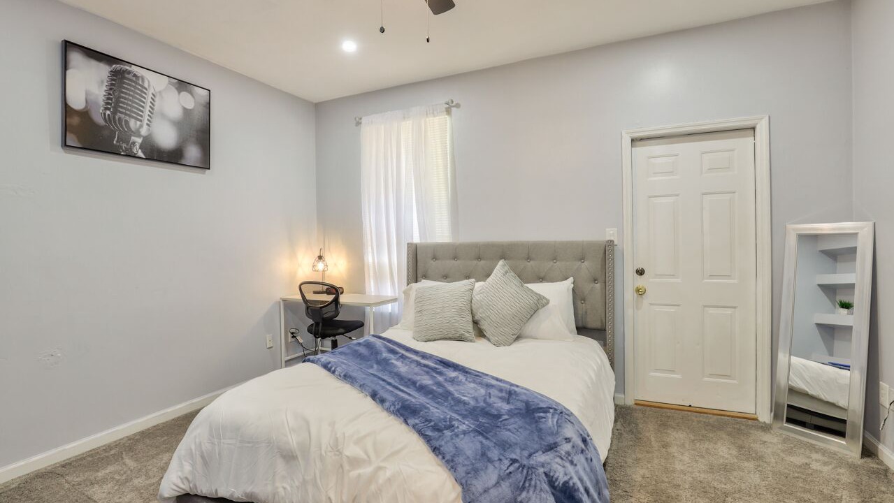 Photo of Bedroom in Tallahassee