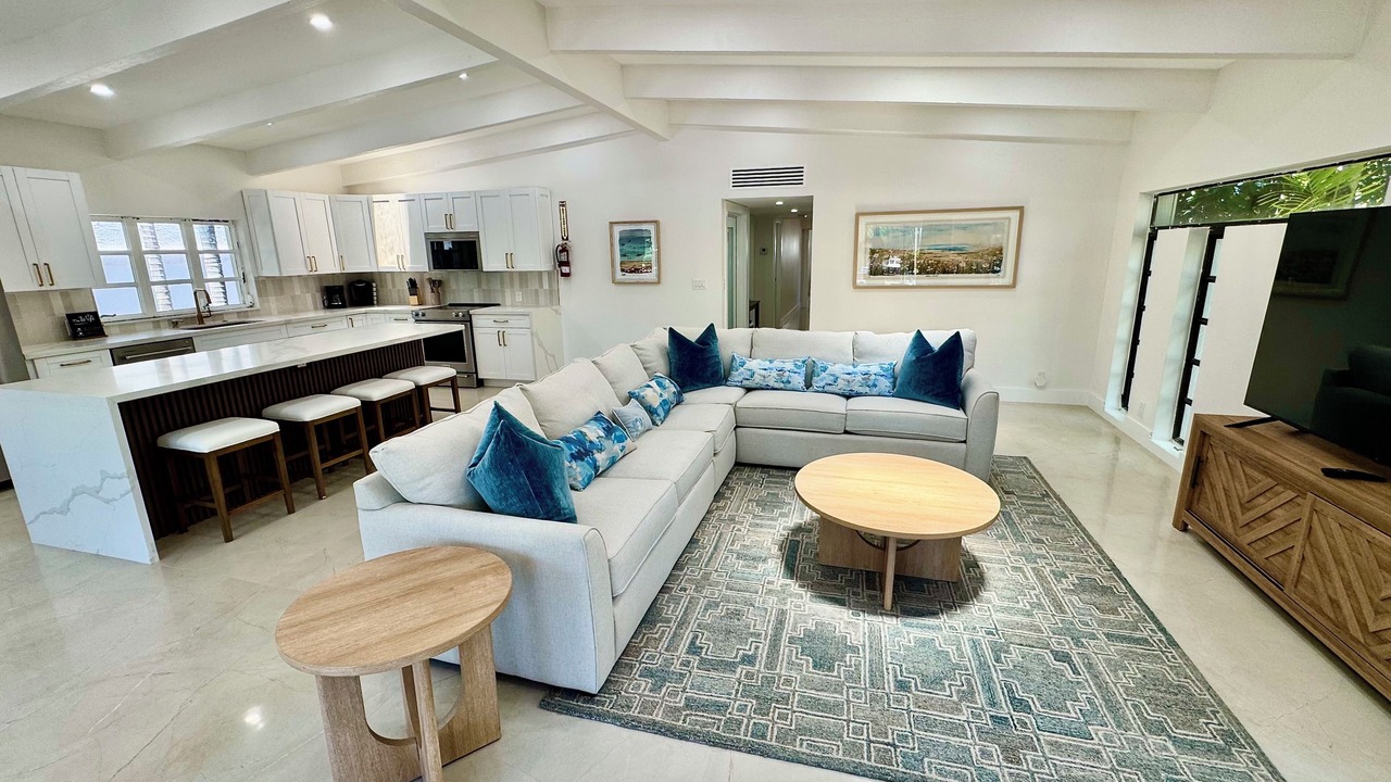Photo of Livingroom in Hendricks and Venice Isles