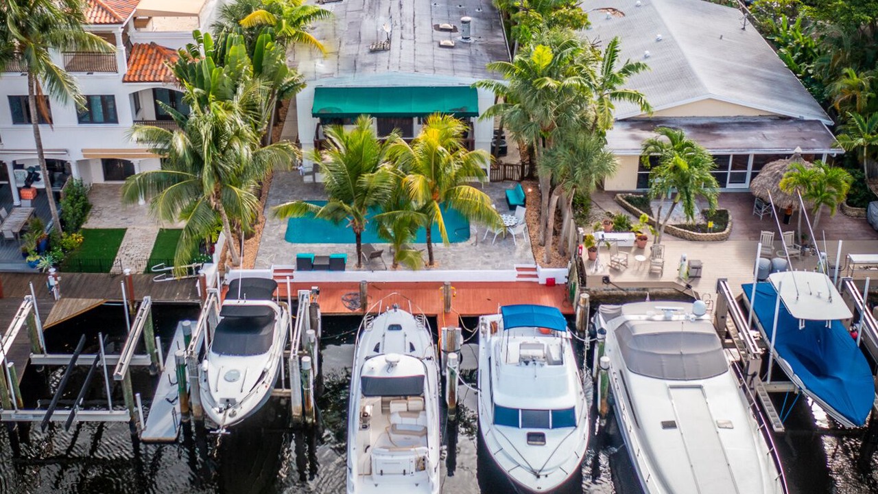 Photo of Others in Hendricks and Venice Isles