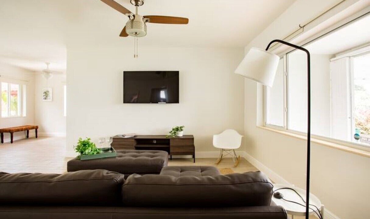 Photo of Livingroom in Coral Terrace